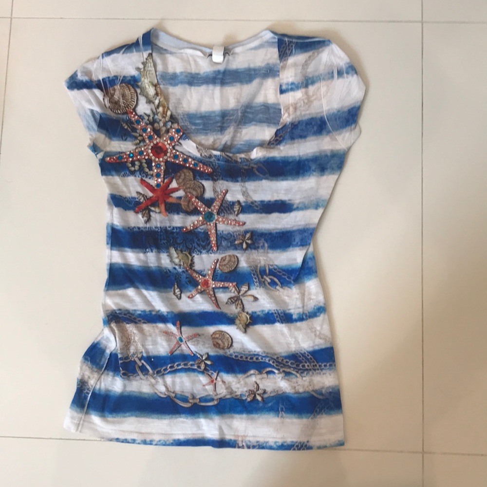 Cache beach shirt!